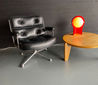 eames lobby chair